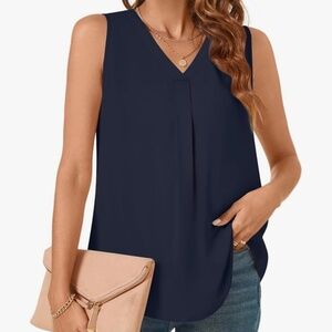 Women’s flowy tank